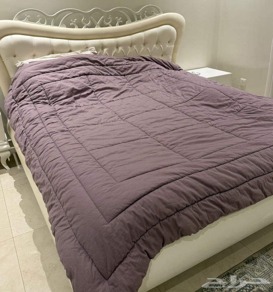 غرفة نوم هاي بوينت وكذالك دولاب حالتها ممتازة64229105220611110