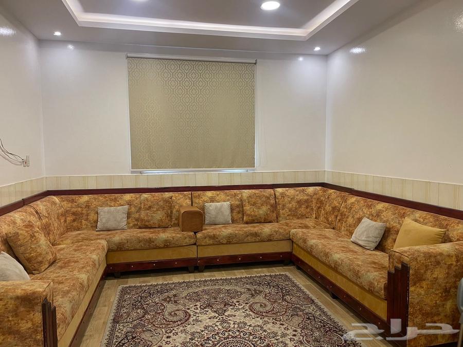 3-piece sofa and 2 corners64223332494595110