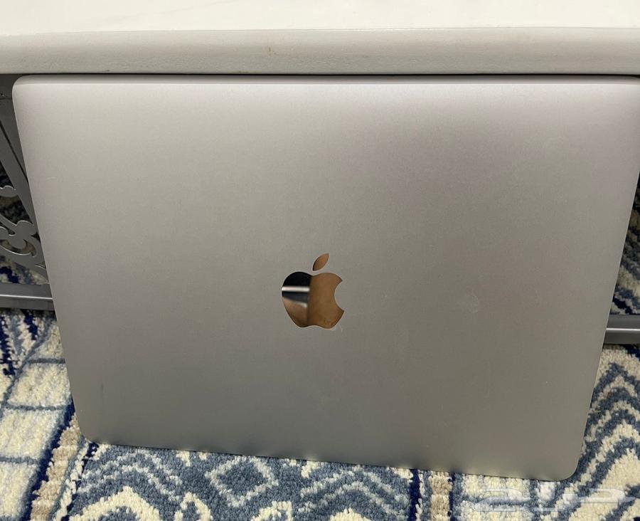 ماك بوك نظيف جدا  جدا  وشرط64224533682562110