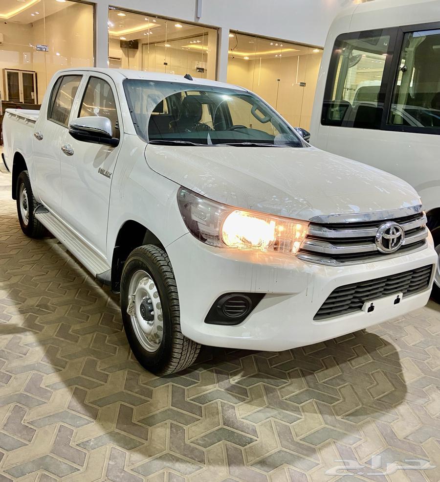 هايلكس غمارتين 4 4 DLX - اتوماتيك - بنزين 2025 - كاش   بنك64377491043713111