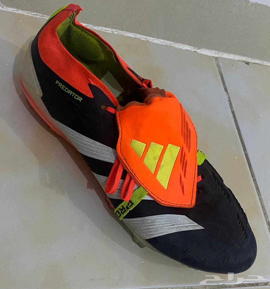 جزمة للبيع جديدة لم تستخدم المقاس4364229479185795110