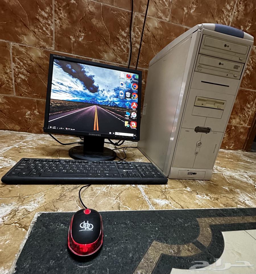 Clean desktop computer64212962477569111