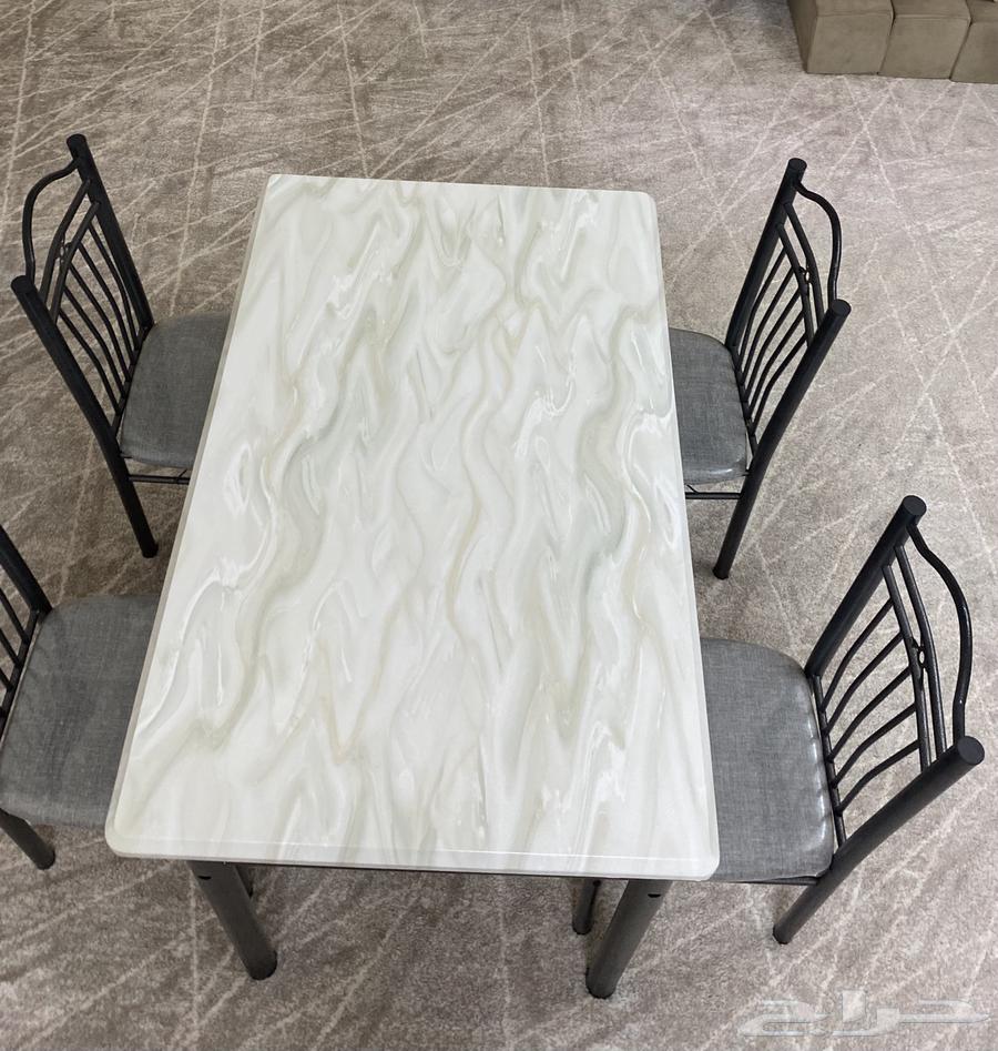 طاوله 4 كراسي للبيع64221289259011110