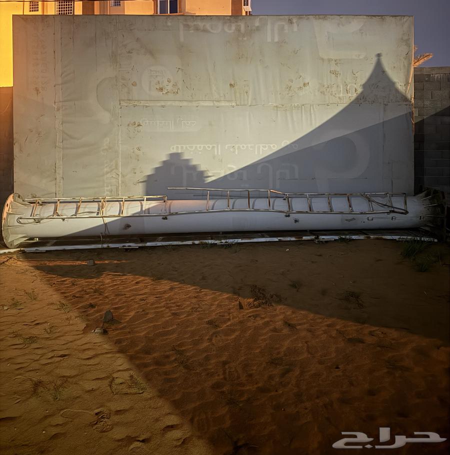 لوحة دعاية واعلان64231319157377111