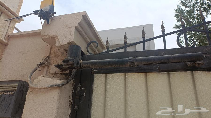 ذراع باب الكتروني مستعمل شركة ( CAME) الايطاليه64215859305218110