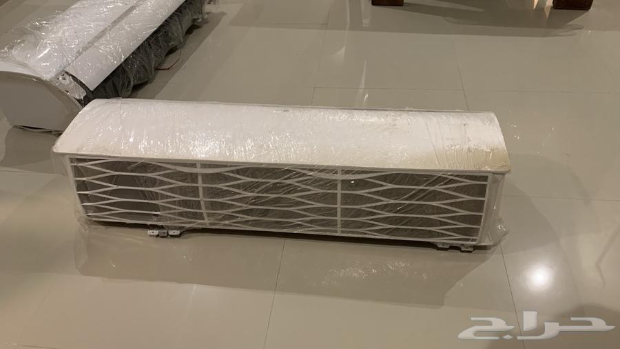LG split air conditioner, clean used, like new64231663749506112