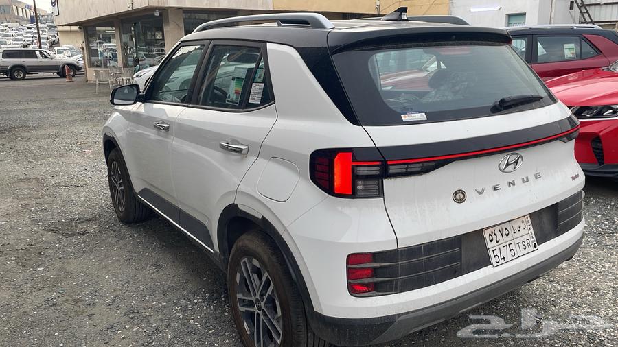 هونداي فينيو 2023 بريميوم اعلى فئة شبه الاصفار64404430793473113