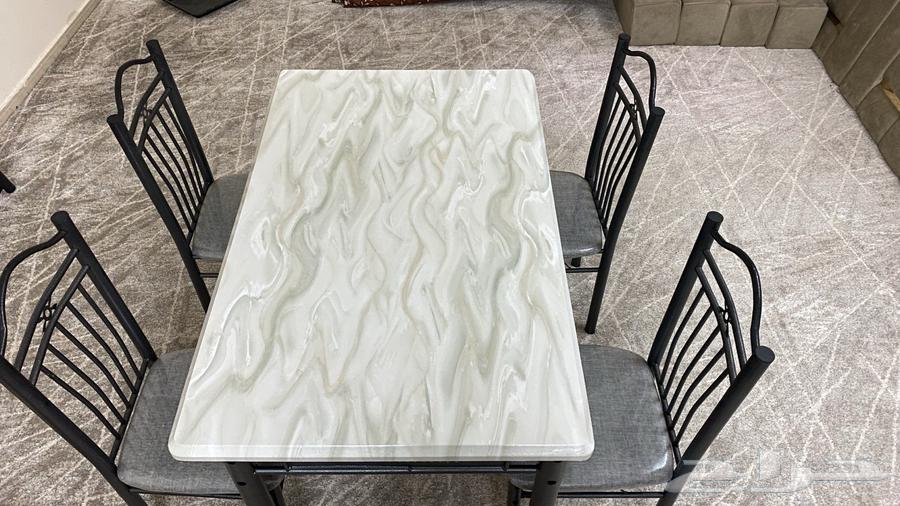 طاوله 4 كراسي للبيع64221289259011112