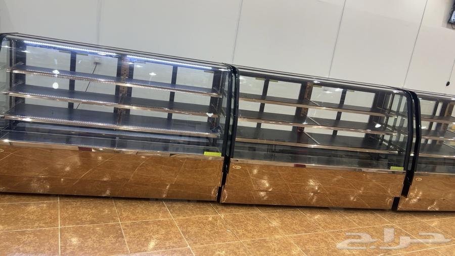 Refrigerated display cases for sale in excellent condition (3 units)64227857877122110
