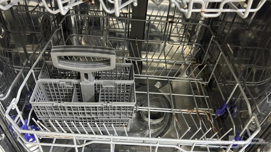 للبيع غسالة صحون ال جي LG64223652452610111