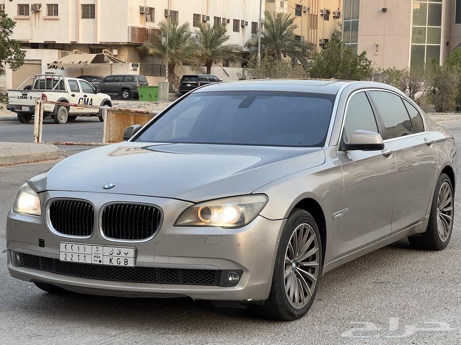 بس ام دبليو 740 موديل 2014 نظيف الفيه السابعه64415639297537112