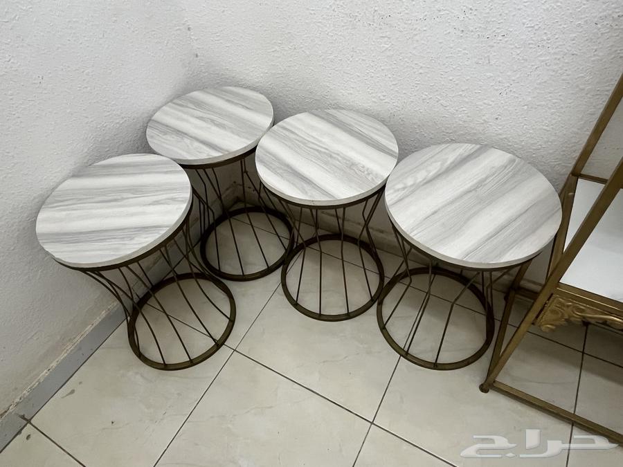 Three-tier reception table and four wooden service tables64231839322113113