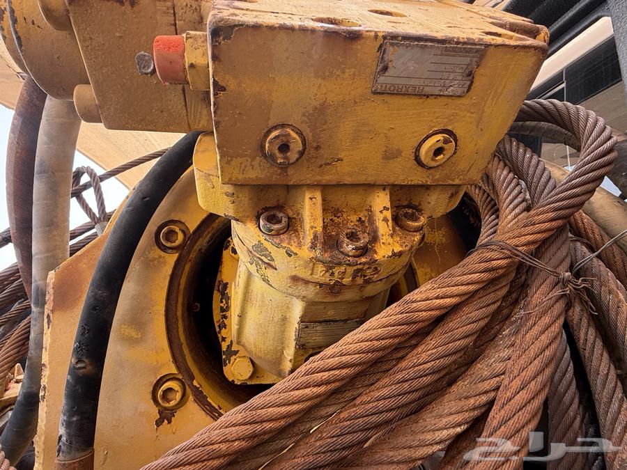 بكره سحب هدروليك صناعه الماني فلب شبه جديد قوة السحب 70طن ع64397422881409111