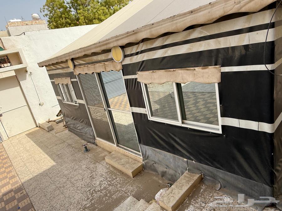 بيت شعر مستعمل للبيع (القماش الداخلي -الجلد الخارجي -الحديد64218203343874111