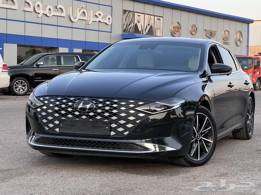 ازيرا بنزين 2022 عداد ديجيتال 4كاميرات 6 سلندر64399786952706110