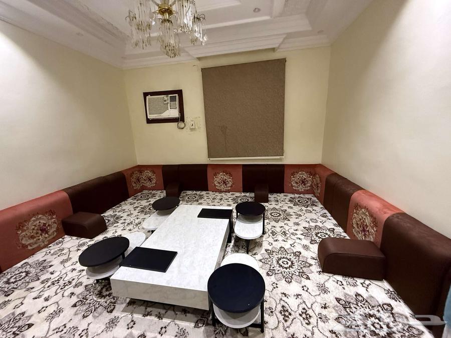 مساند للبيع لمجلس 4 464214710402435111