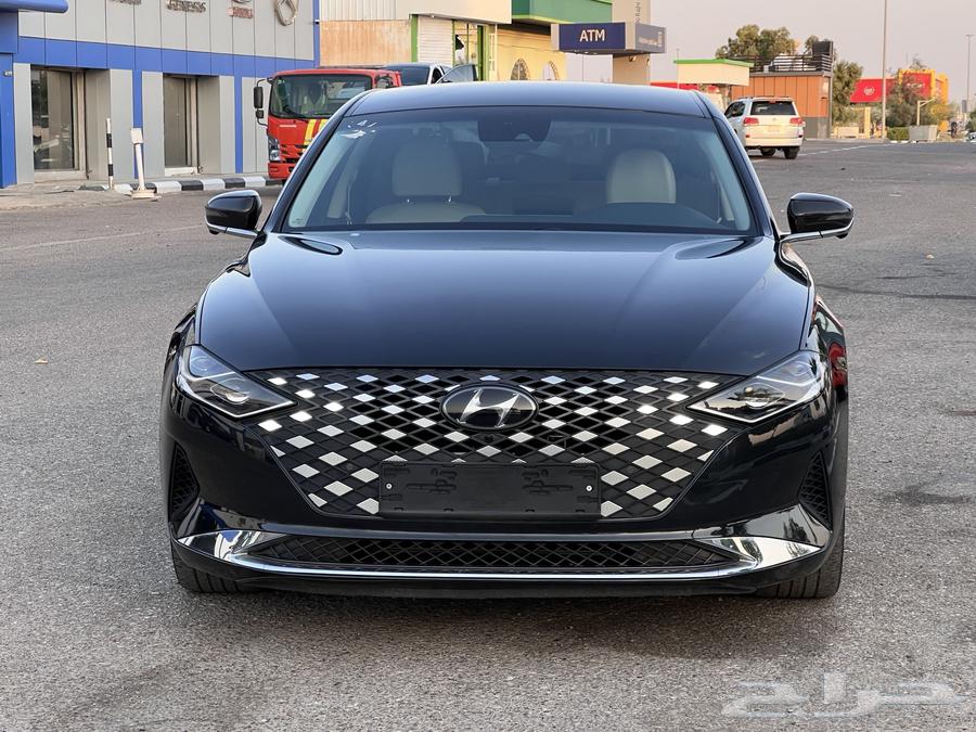 ازيرا بنزين 2022 عداد ديجيتال 4كاميرات 6 سلندر64399786952706111