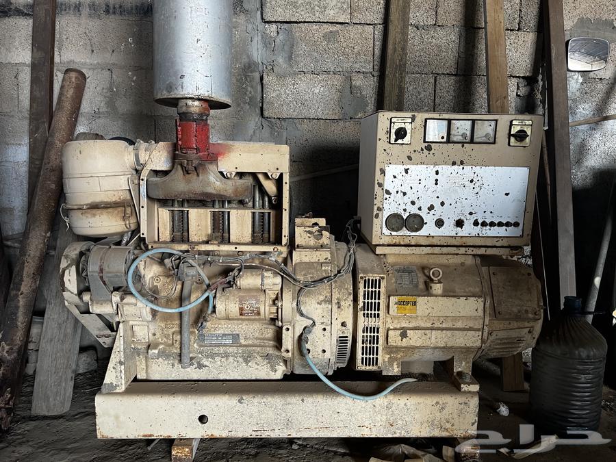 مكينة مولد كهرباء64214930796419111