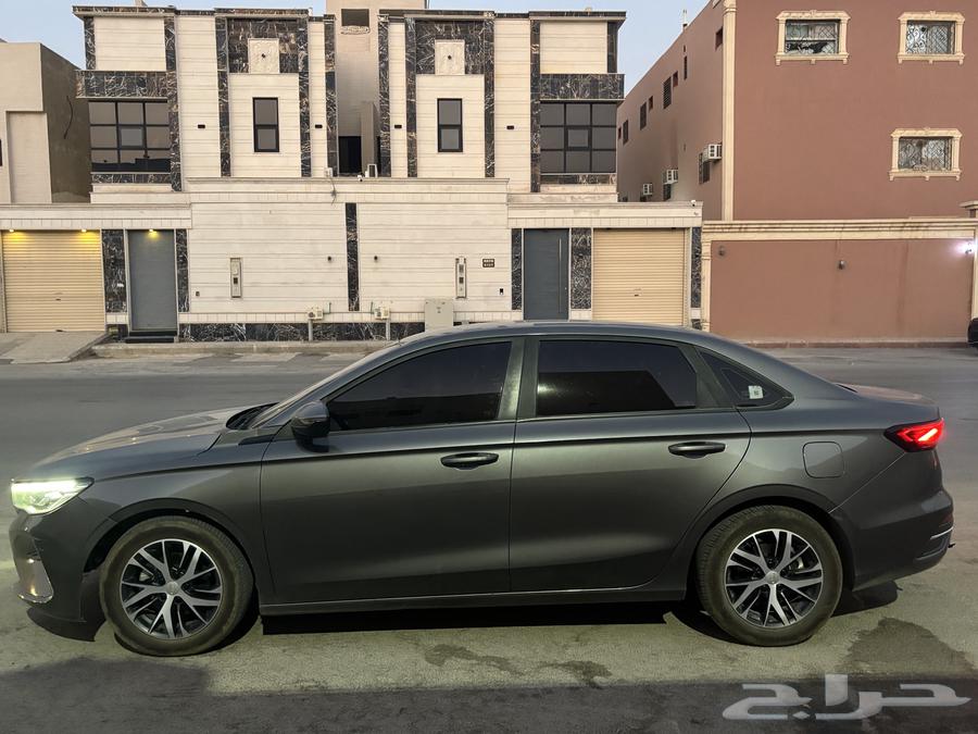 جيلي ام قراند 202364404167066243113