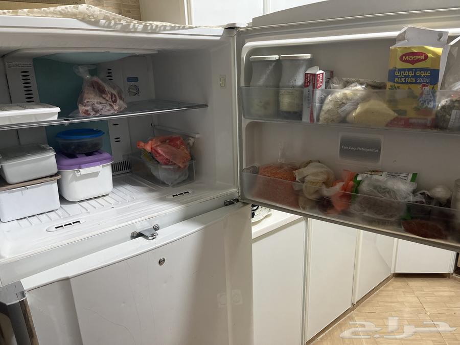 Hello and blessings of God and His mercy, a refrigerator for sale that has no issues64219641780353111