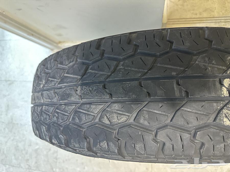 Clean used Chinese tire set for Land Cruiser, size 16, year 2464405069676418111