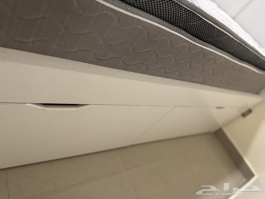 سرير للبيع و مرتبه64240396528769112