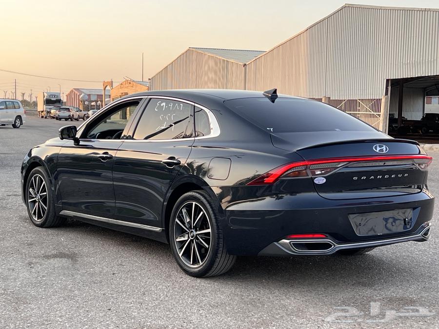 ازيرا بنزين 2022 عداد ديجيتال 4كاميرات 6 سلندر64399786952706114