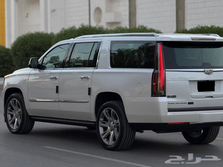 Escalade 2016 long stored64406485877633114