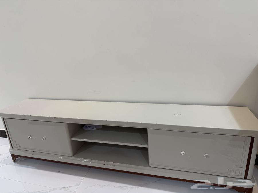 طاولة تلفزيون وطاولة طعام64230316428930110