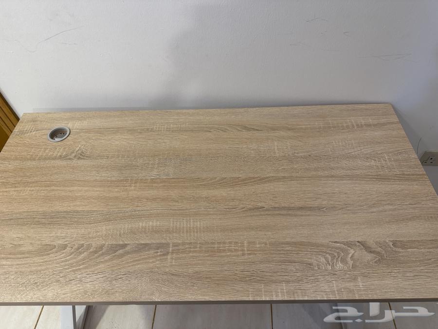 طاولة كمبيوتر وقيمنق اصليه وجديدة64220860650243112