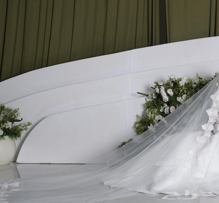 فستان زفاف للبيع64230116385538113