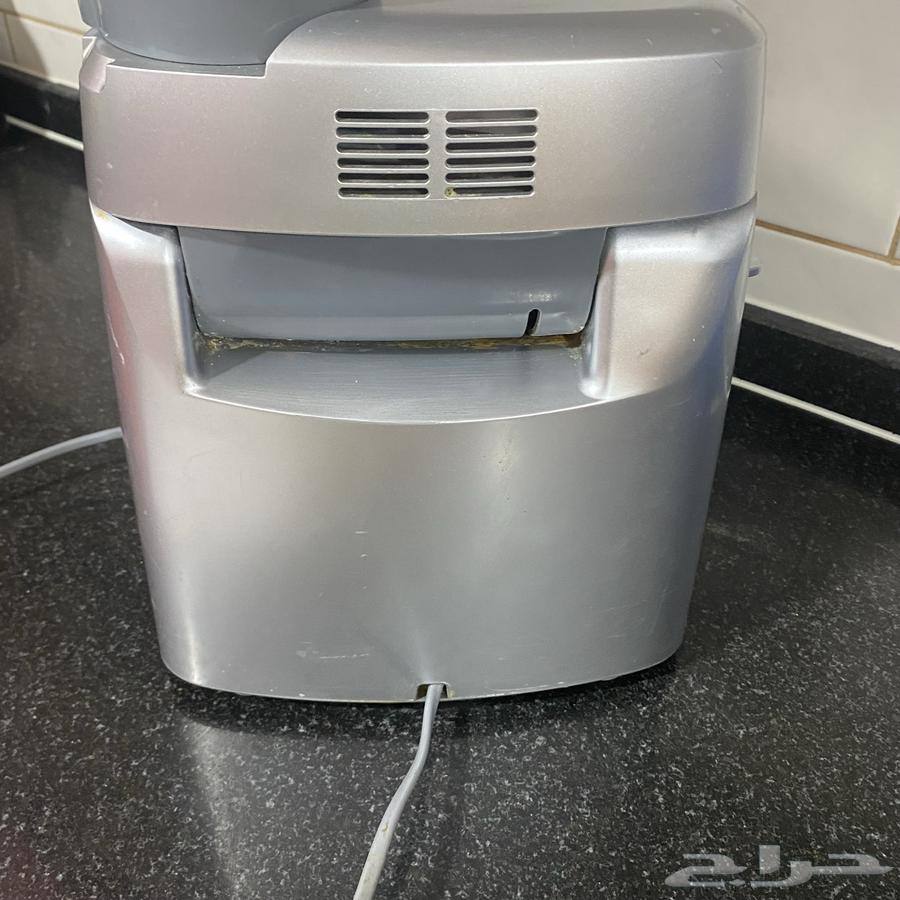 عجانة و خلاط بكل ملحقاتها استخدم نضيف64206541240962113