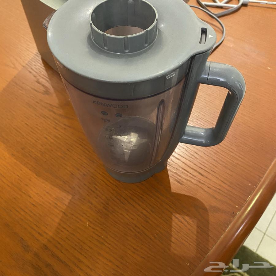 عجانة و خلاط بكل ملحقاتها استخدم نضيف64206541240962112