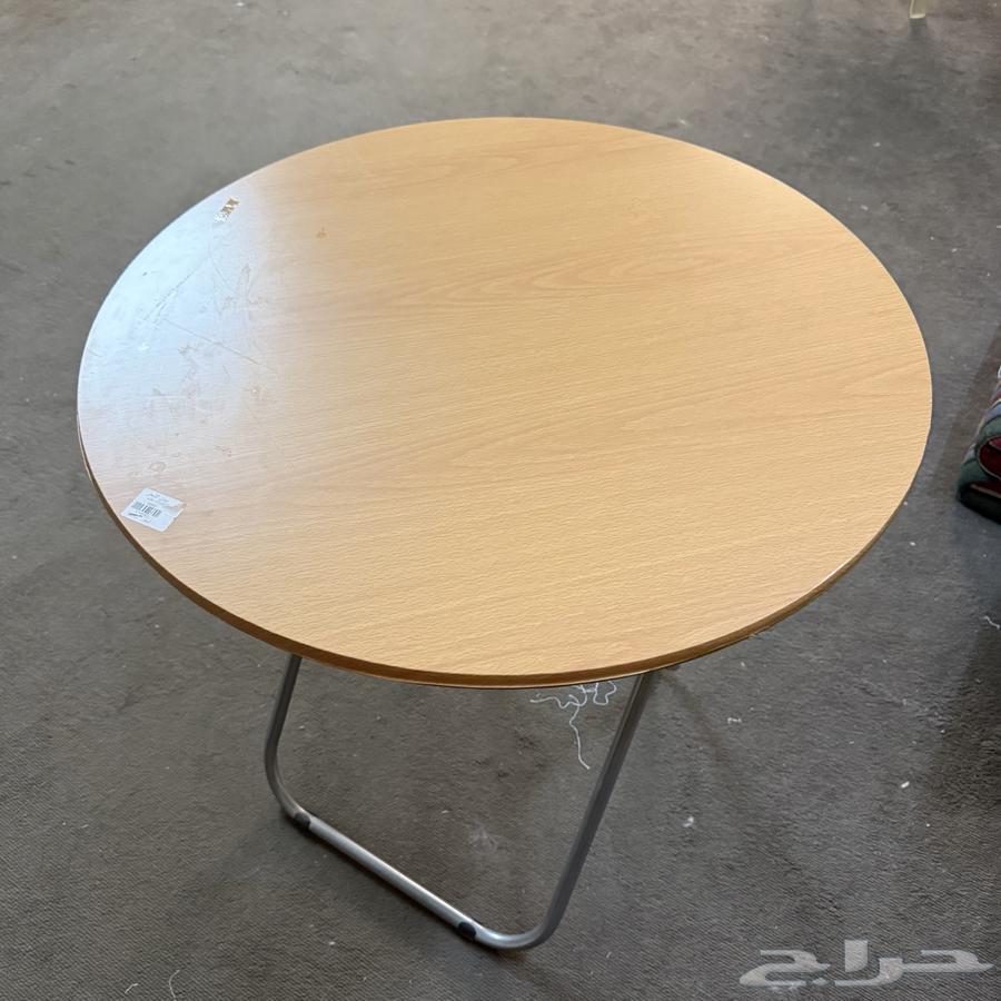 طاوله خشب بارجل حديد64220037359235113