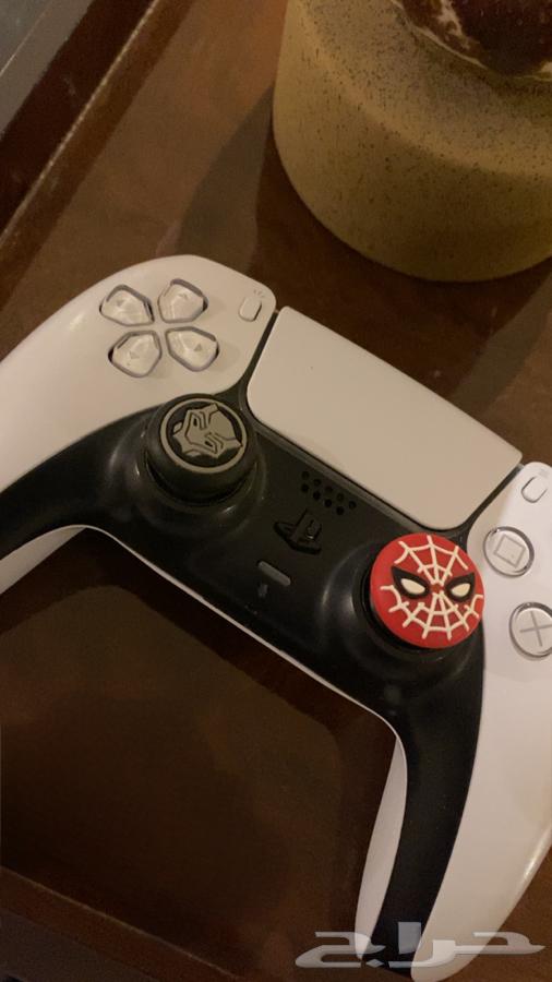 يد بلايستيشن 5 اصلية64225788541441110