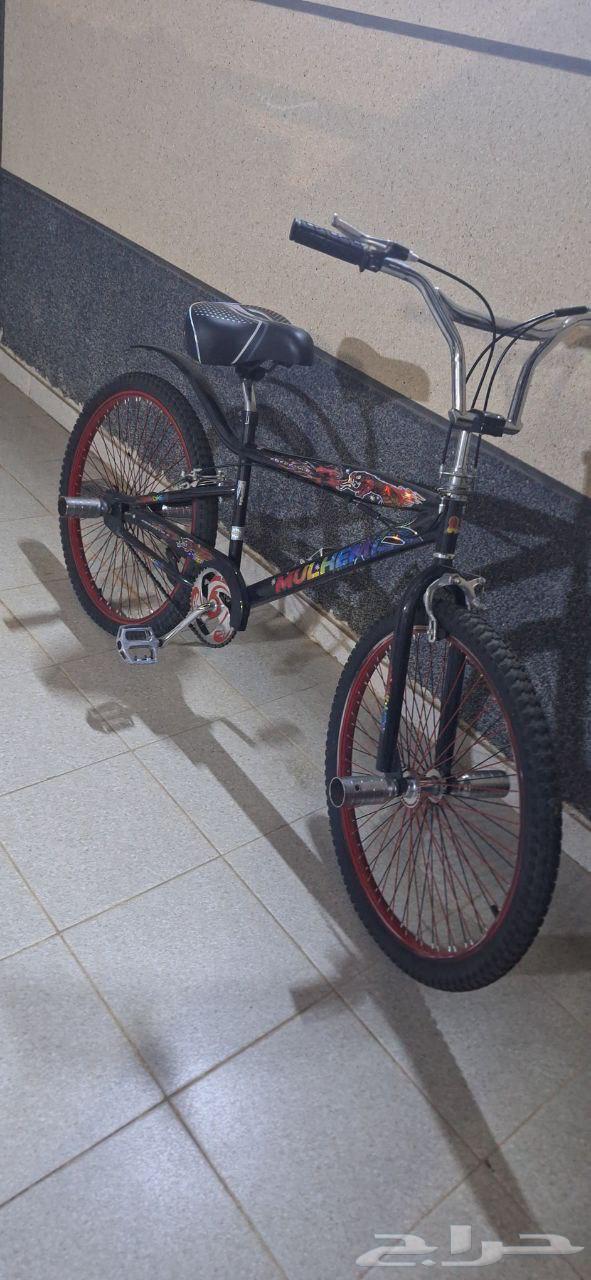 Cycl64230116376962111