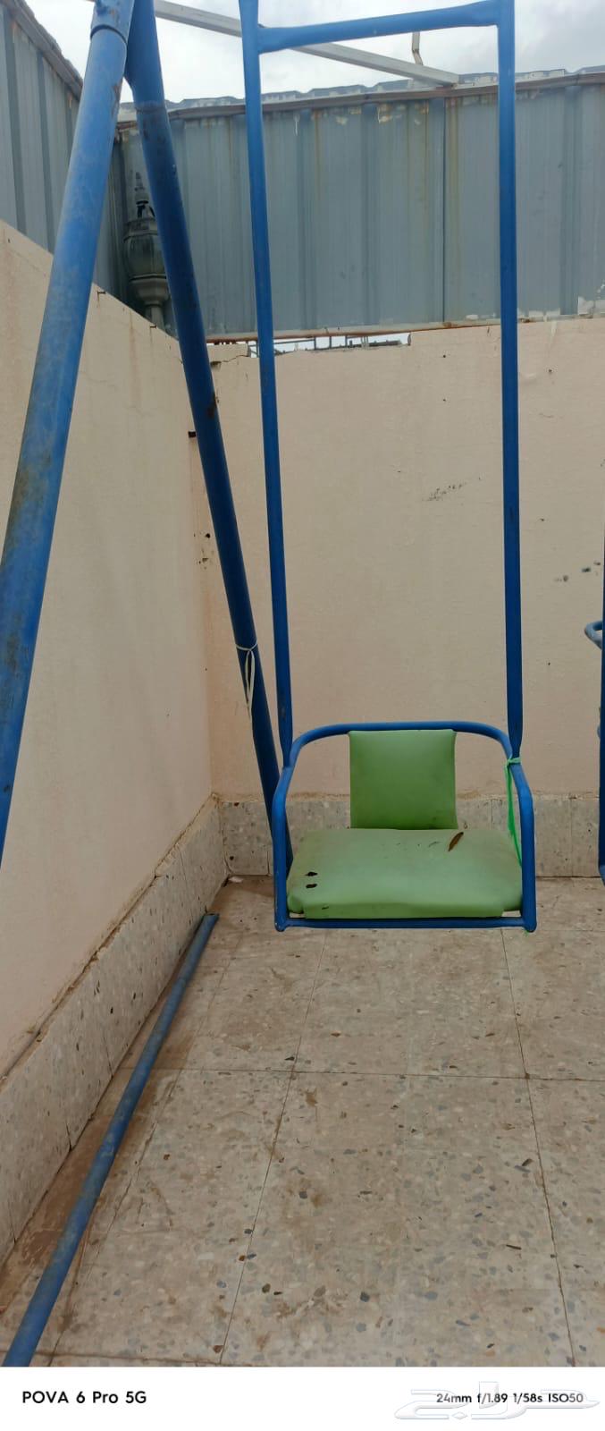 Two swings for urgent sale, iron in good condition64222968489603112