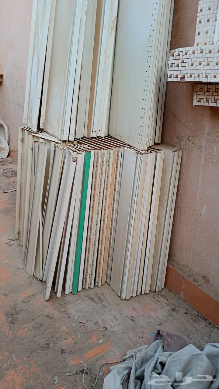 رفوف مستودعات ومعارض للبيع64211083913987111