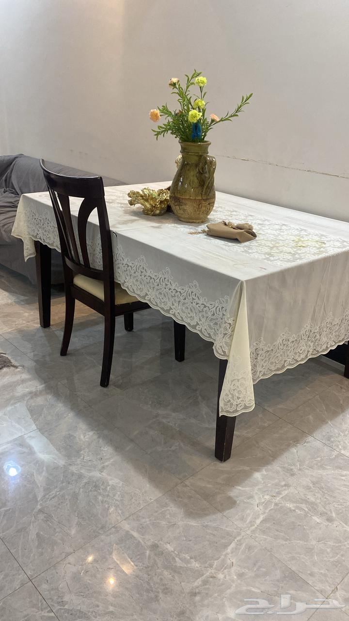 Dining table64228201502978112