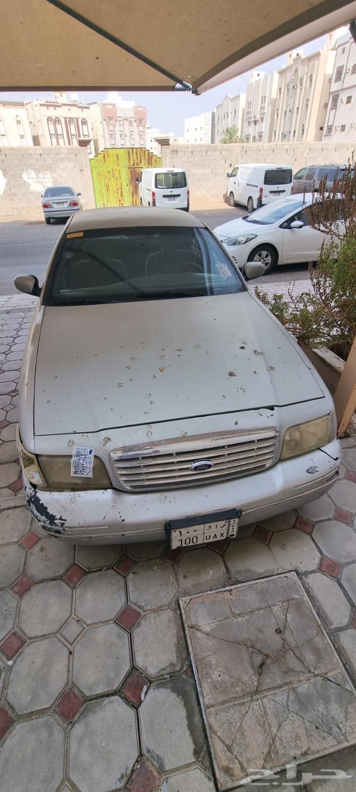 فورد كراون فيكتوريا 2000 لوحه مميزه64403854610179111