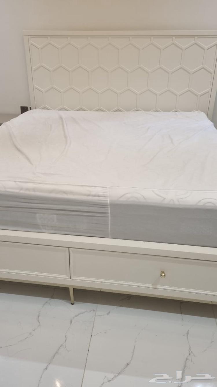 سرير للبيع64215859533955110