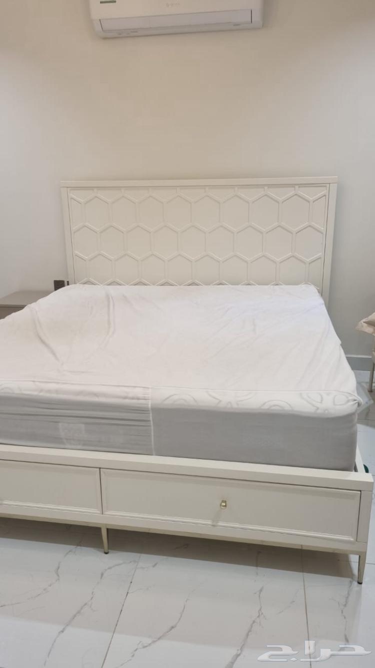 سرير للبيع64215859533955113