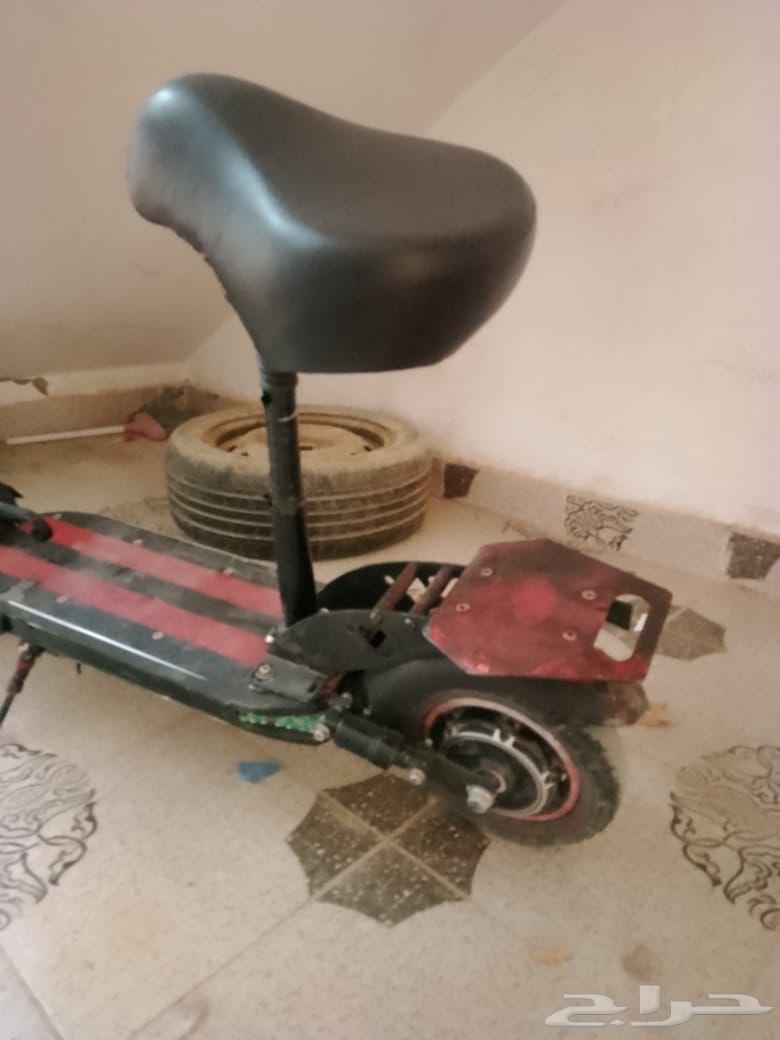 Scooter64227535638274112