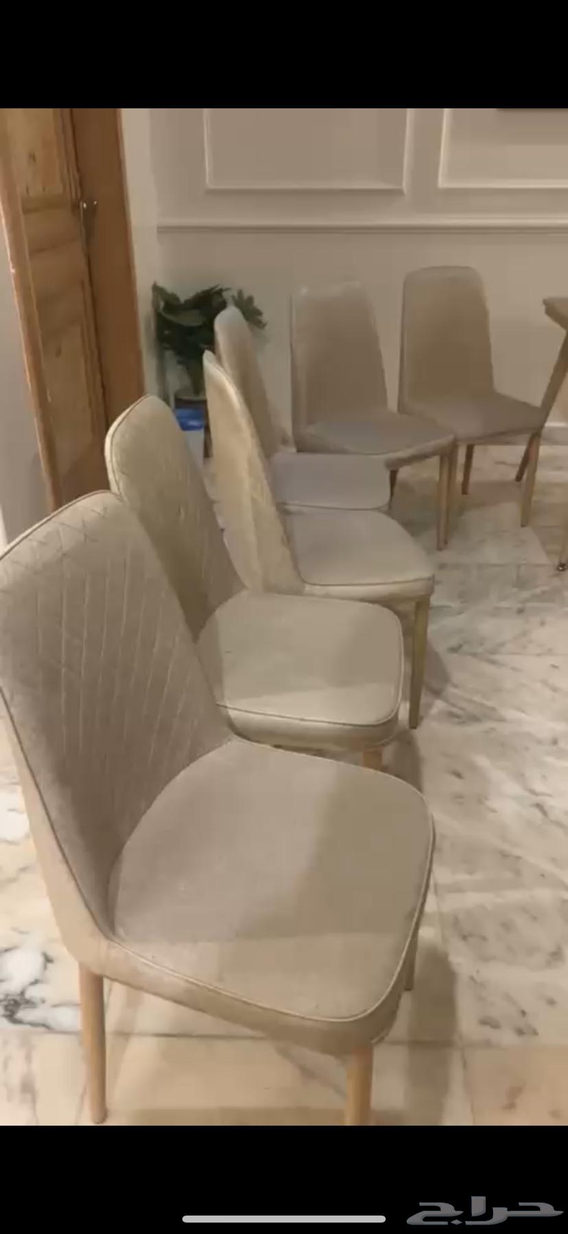 طاولة طعام للبيع64224840420866113