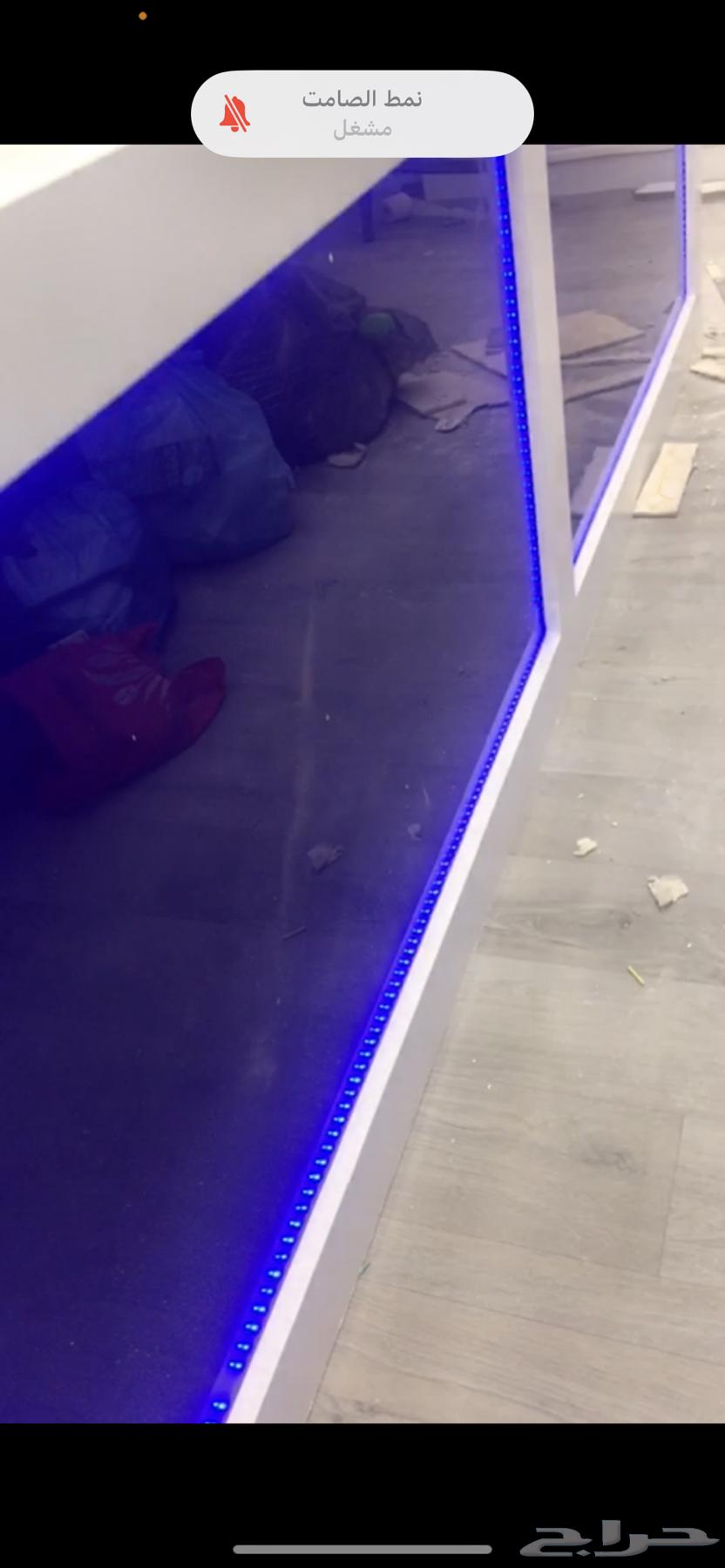 طوالتين محل للبيع الطول مترين تغريبا  العدد اثنين64220677321987112