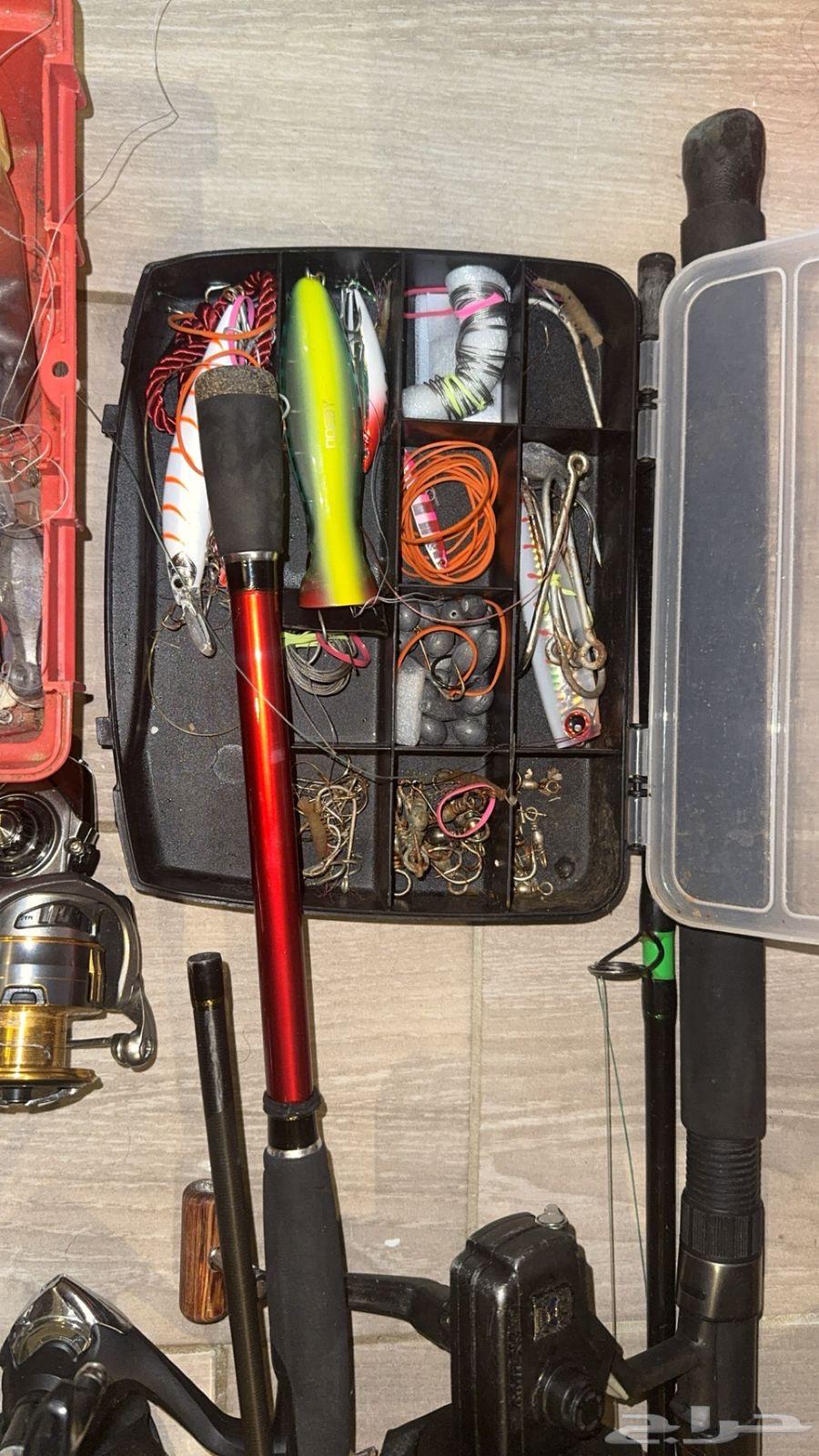 عدة صيد كاملة بحالة ممتازة للبيع64208492552321112