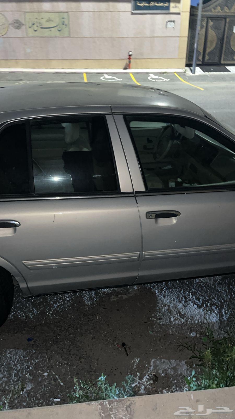 فورد فكتوريا 200964404402724610112