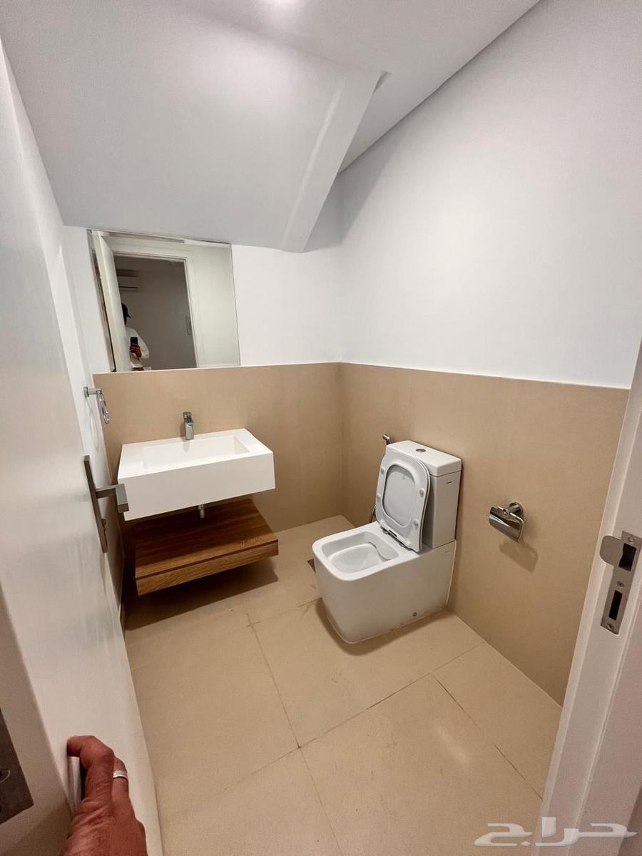 ادوات صحيه للبيع جديده64228938356737111