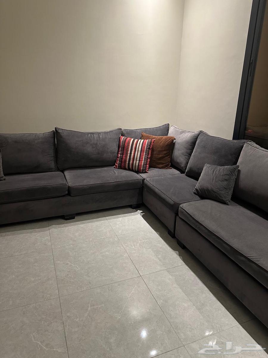 Sofa set with accessories64219232466946111