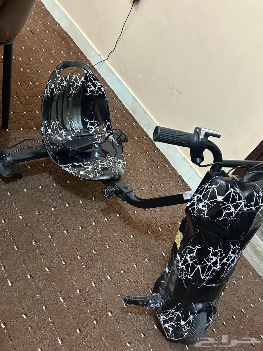 سكوتر كبير للبيع64229479399298111